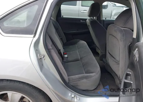 2013 Chevrolet Impala Ls z USA, uszkodzony, nr VIN 2G1WF5E32D1245104